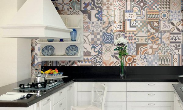 gạch bông ốp tường nhà bếp.jpg