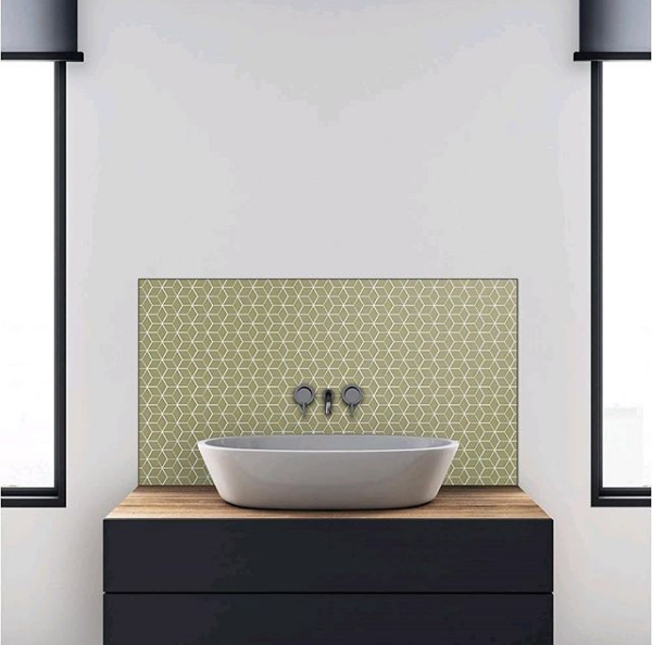 gạch bông ốp tường.png