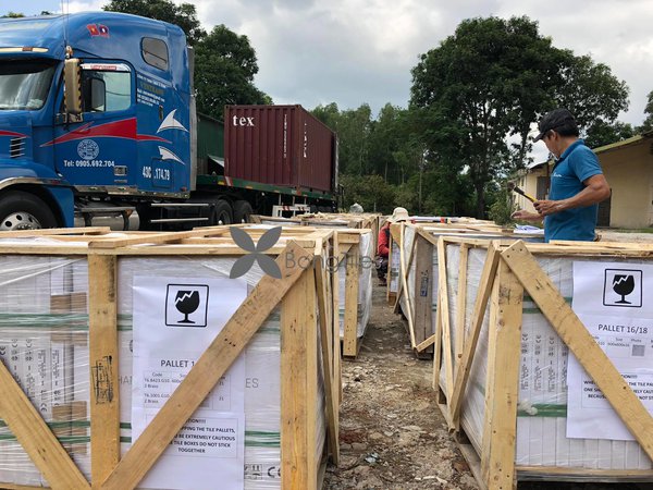 Packing terrazzo tiles (1).jpg