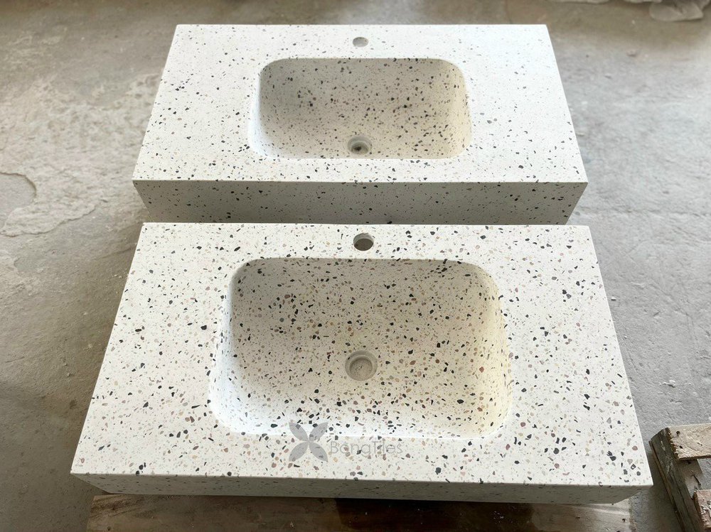 z4274637331997_39d7a606df049f9db0c34dcdabe98782 (1).jpg